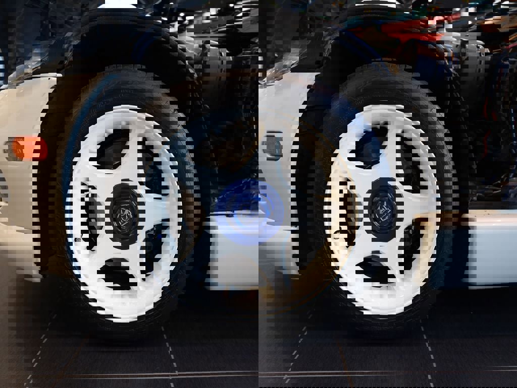 Used 1996 Dodge Viper RT/10 image 16