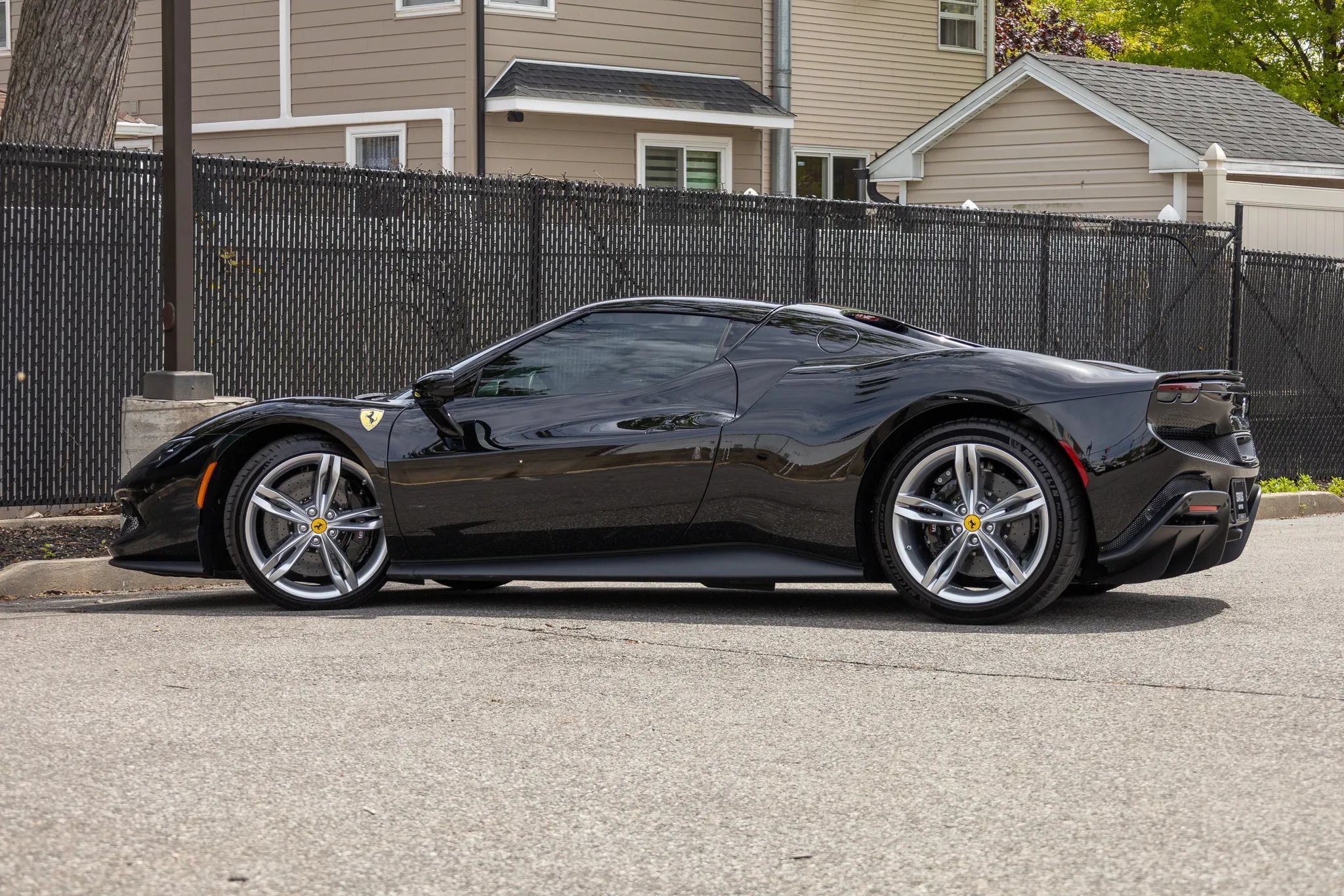 Used 2024 Ferrari 296 GTB RWD image 34