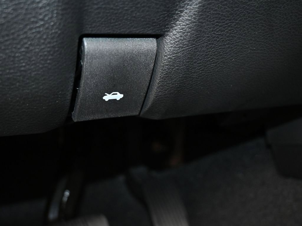 New 2026 RAM 1500 Classic Warlock image 28