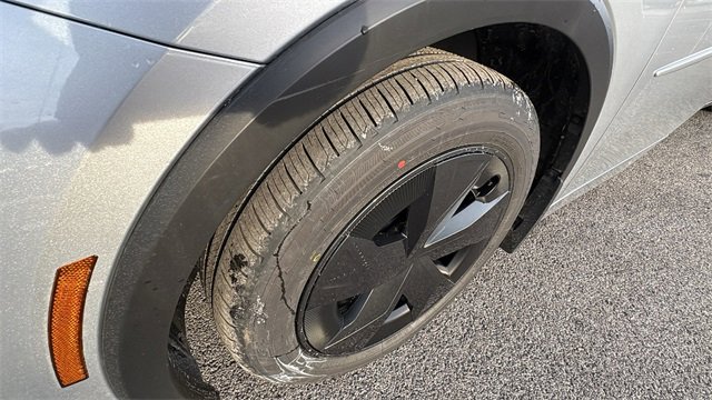 New 2026 Toyota Prius LE image 9