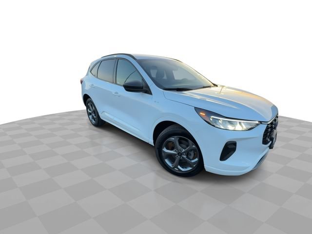 Used 2023 Ford Escape ST-Line w/ Tech Pack #1 video 2