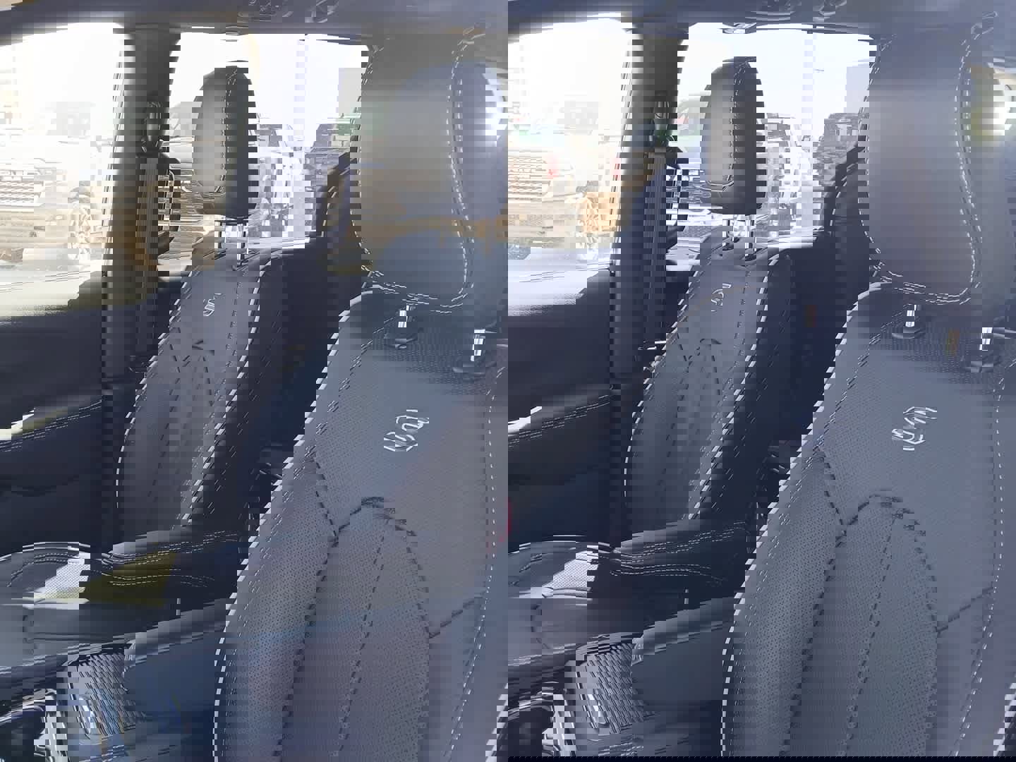 New 2026 Chrysler Pacifica Limited w/ S Appearance Package image 16