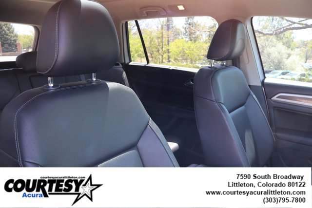 Used 2018 Volkswagen Atlas SEL AWD/4WD image 31