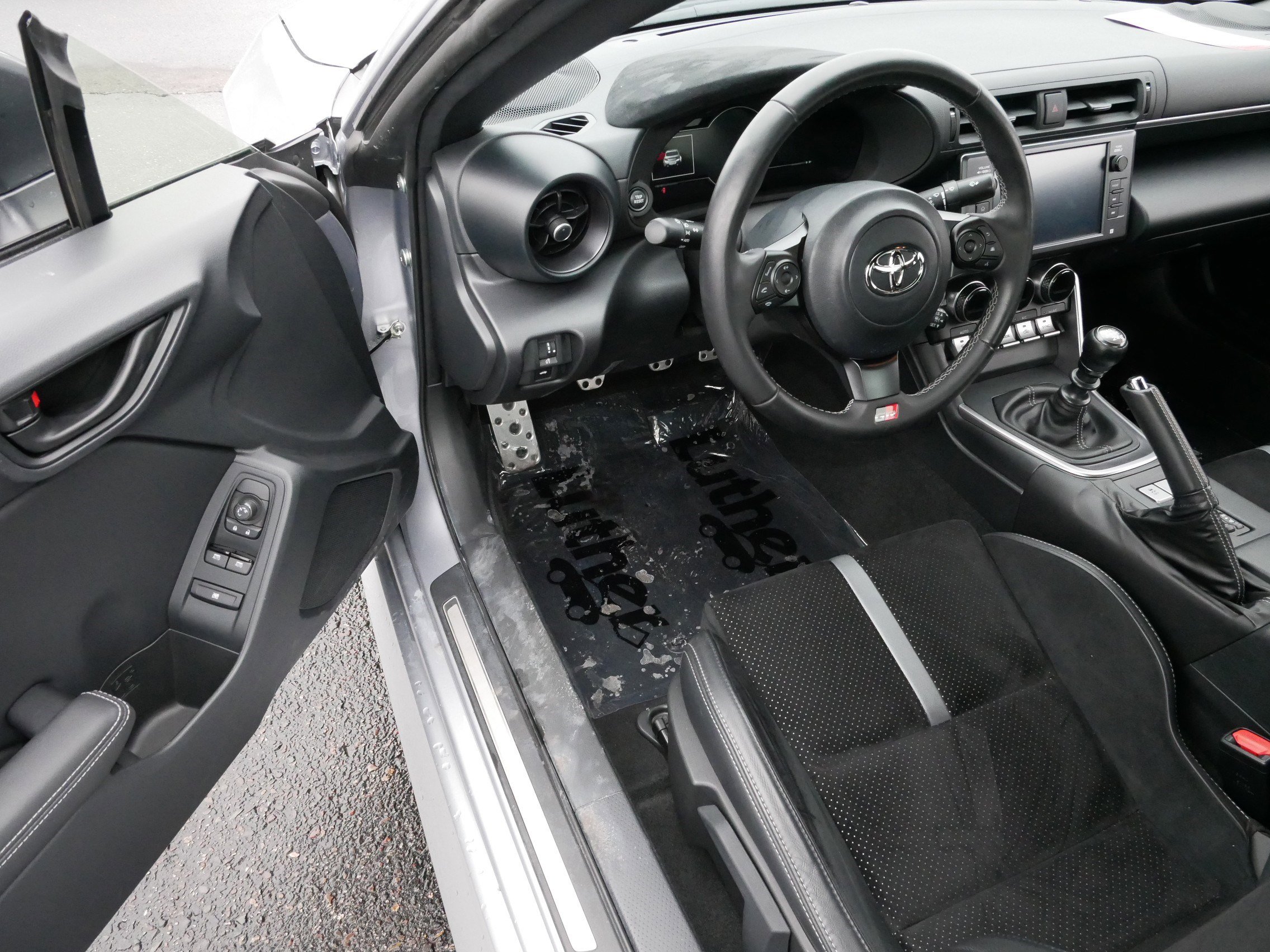 Certified 2024 Toyota GR86 Premium image 9