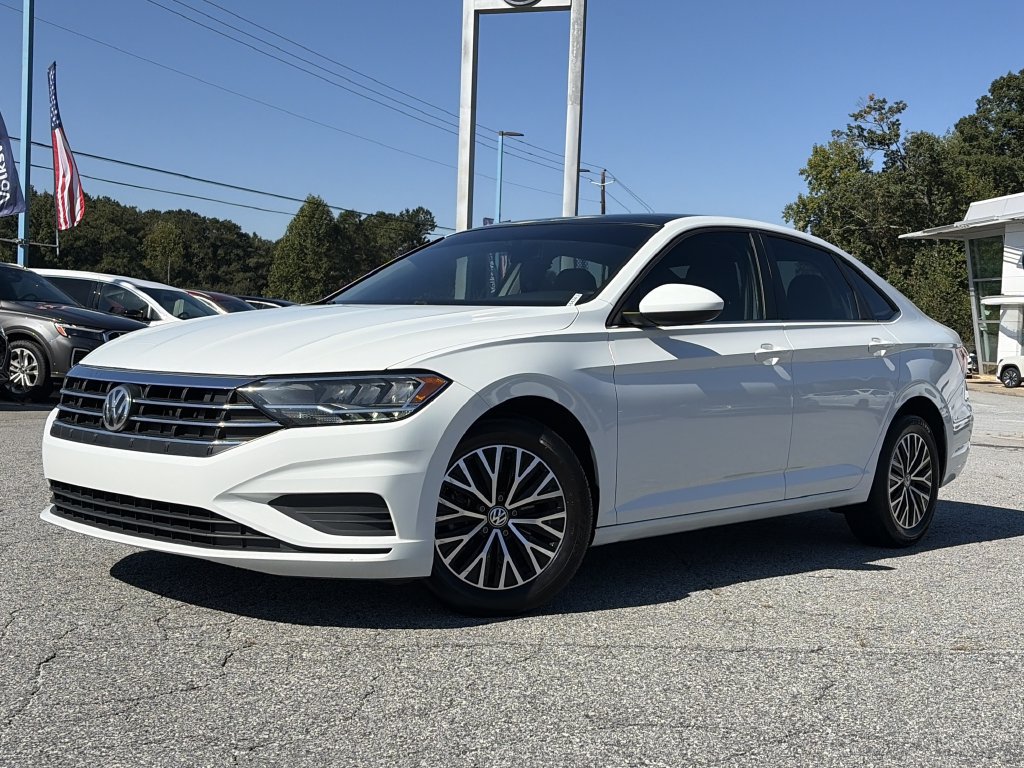 Used 2020 Volkswagen Jetta SE FWD image 1