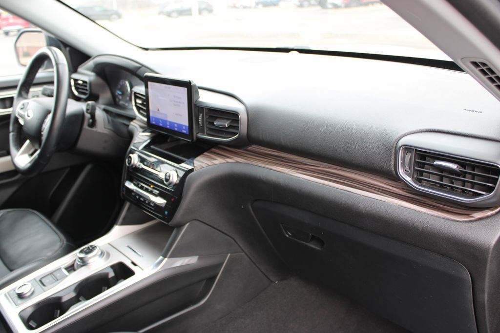 Used 2023 Ford Explorer Limited image 34