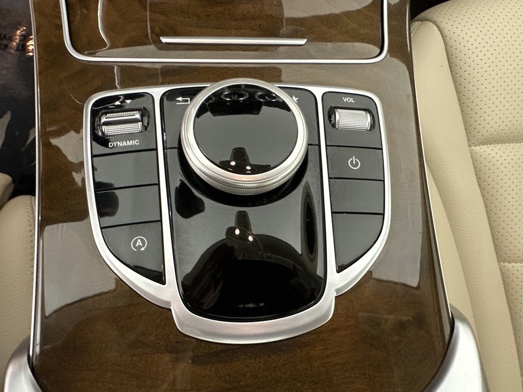 Certified 2018 Mercedes-Benz C 300 Sedan image 27