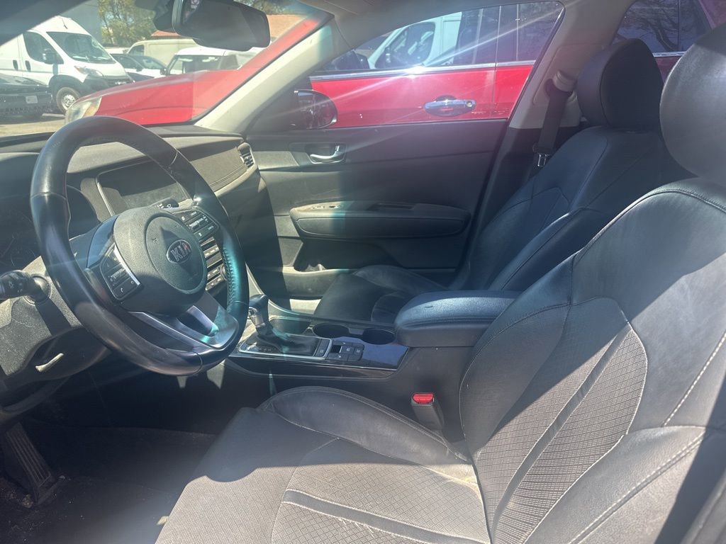 Used 2020 Kia Optima EX image 9