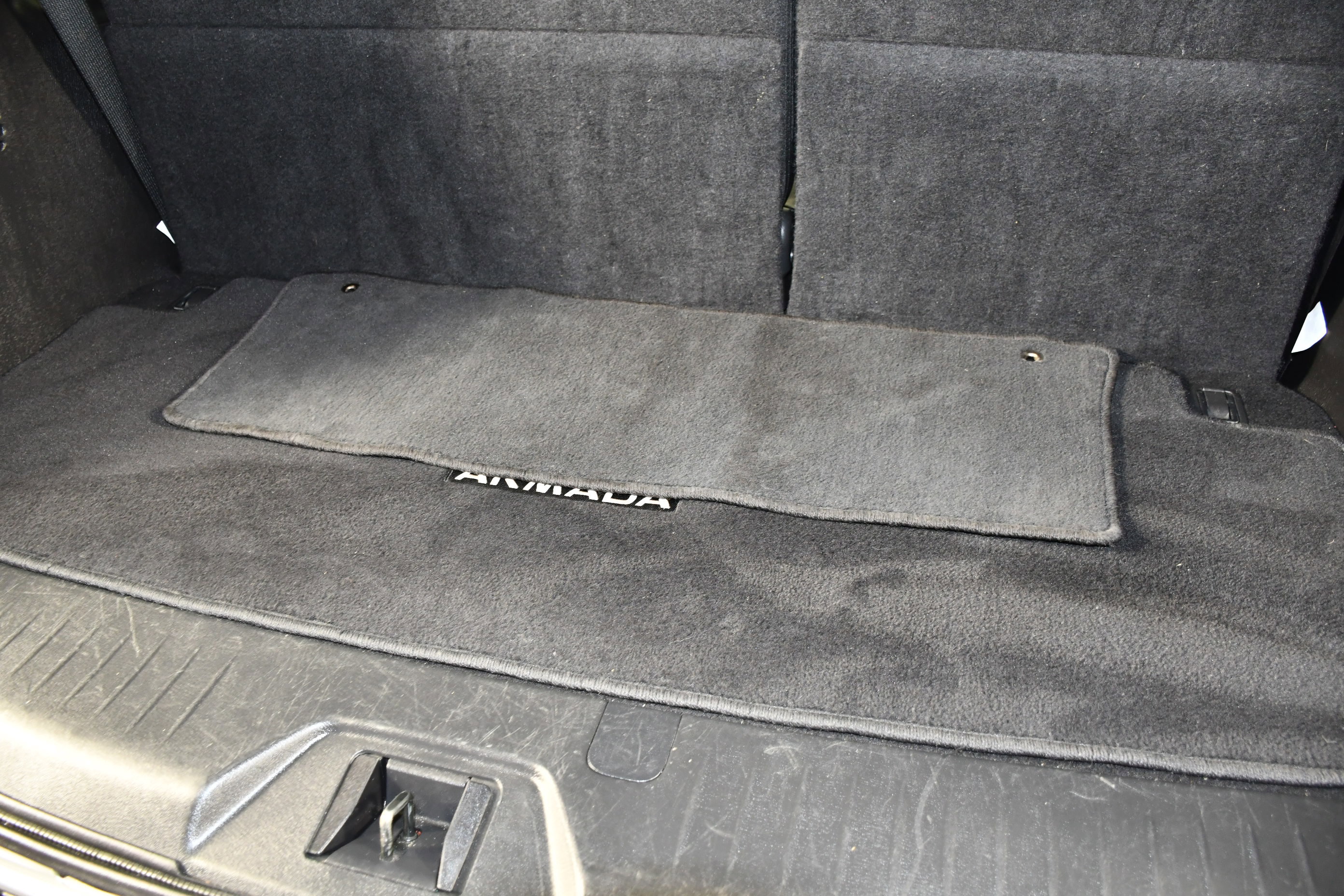 Used 2024 Nissan Armada SV image 53
