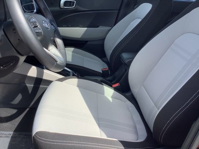 Certified 2026 Hyundai Venue SEL FWD image 24