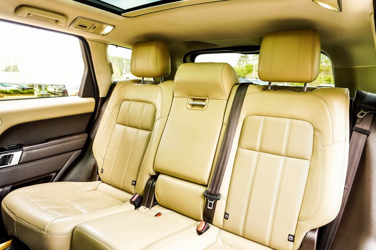 Used 2022 Land Rover Range Rover Sport HSE Silver Edition image 39