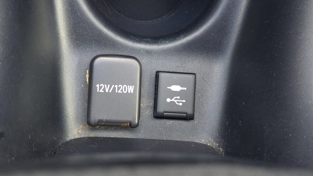 Used 2019 Toyota Prius LE image 24