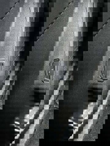 Used 2025 Chevrolet Traverse LT image 5