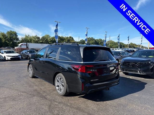 Used 2026 Honda Odyssey Touring image 5