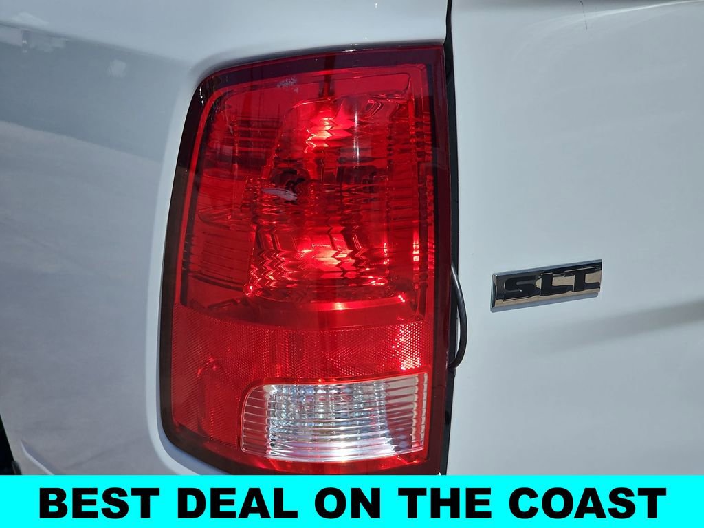 Used 2022 RAM 1500 Classic SLT w/ Electronics Group image 40