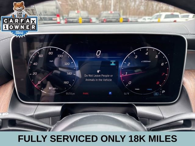 Used 2025 Mercedes-Benz GLC 300 4MATIC image 11