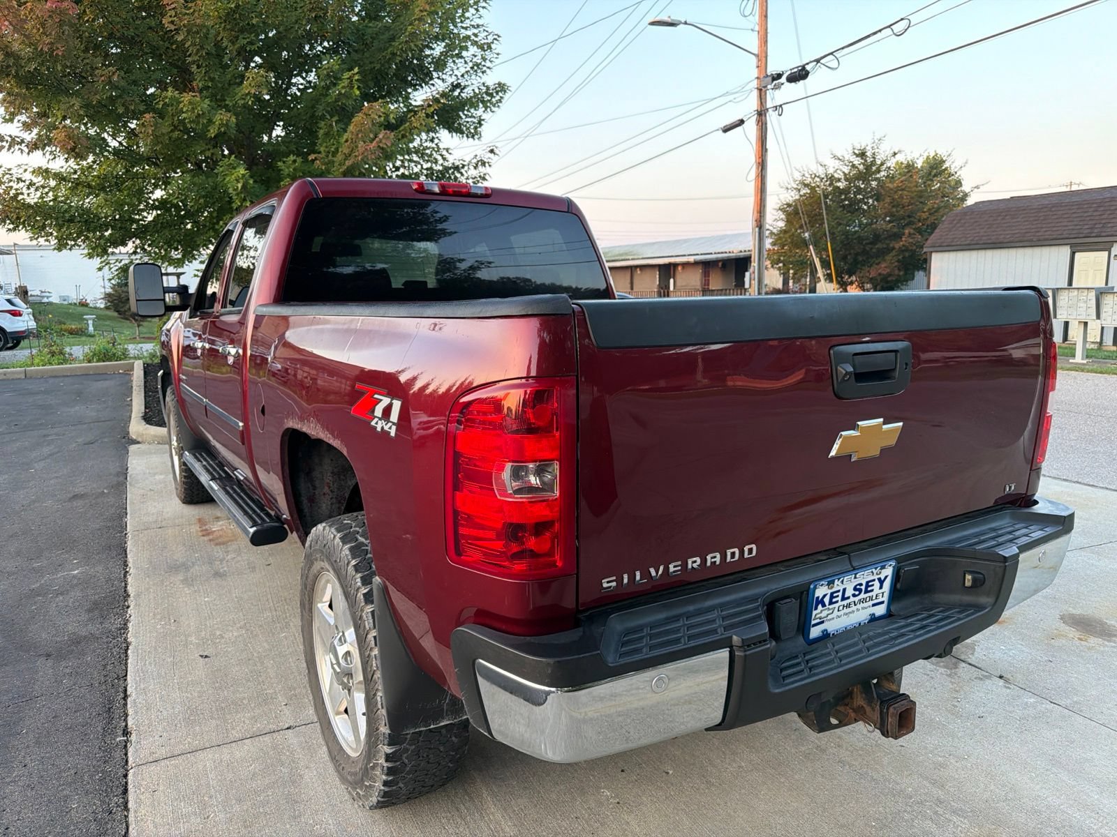 Used 2014 Chevrolet Silverado 2500 LT w/ Custom Sport Truck Package AWD/4WD image 4