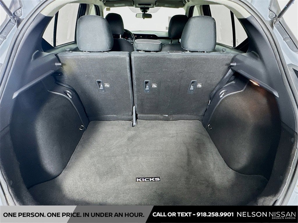 Used 2021 Nissan Kicks SV image 22