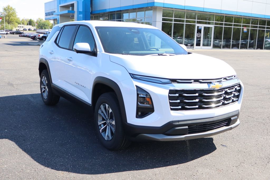 New 2026 Chevrolet Equinox LT w/ Safety and Technology Package FWD image 2