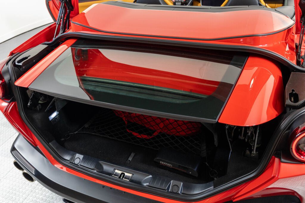 Certified 2020 Ferrari Portofino RWD image 68