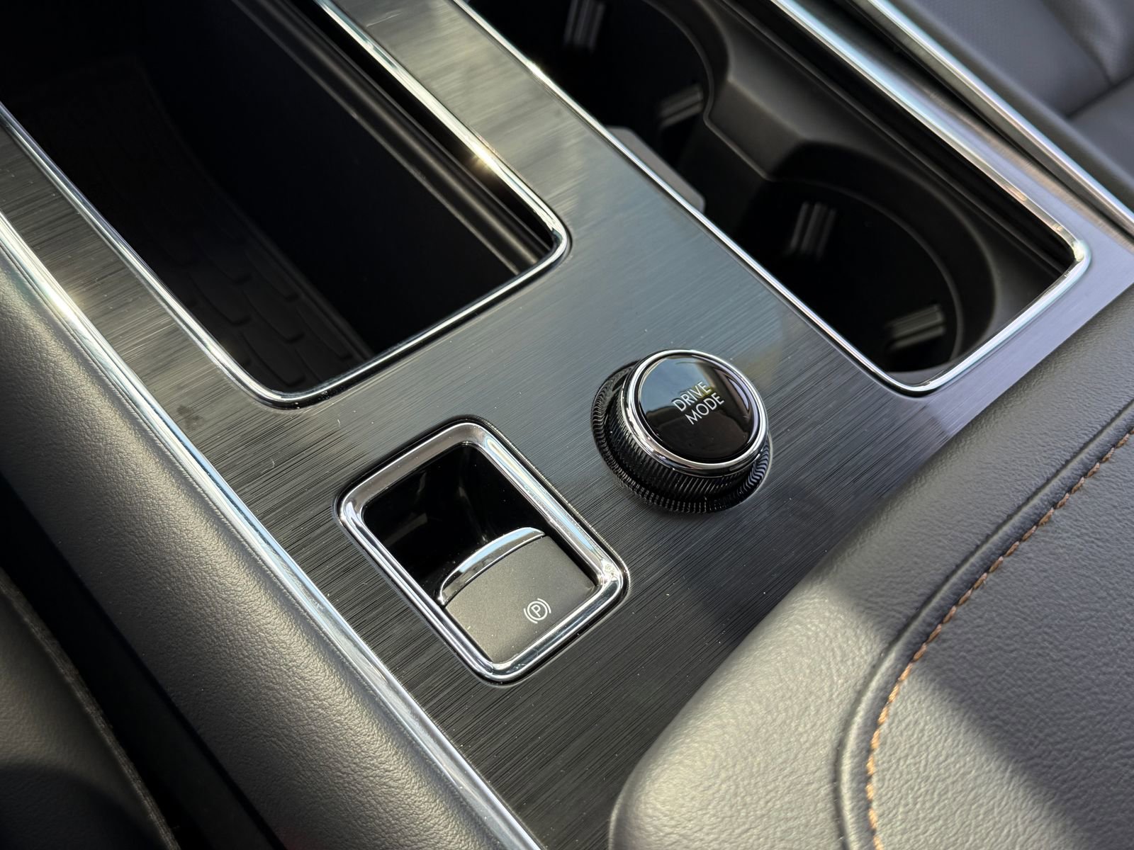 New 2026 Lincoln Aviator AWD image 36