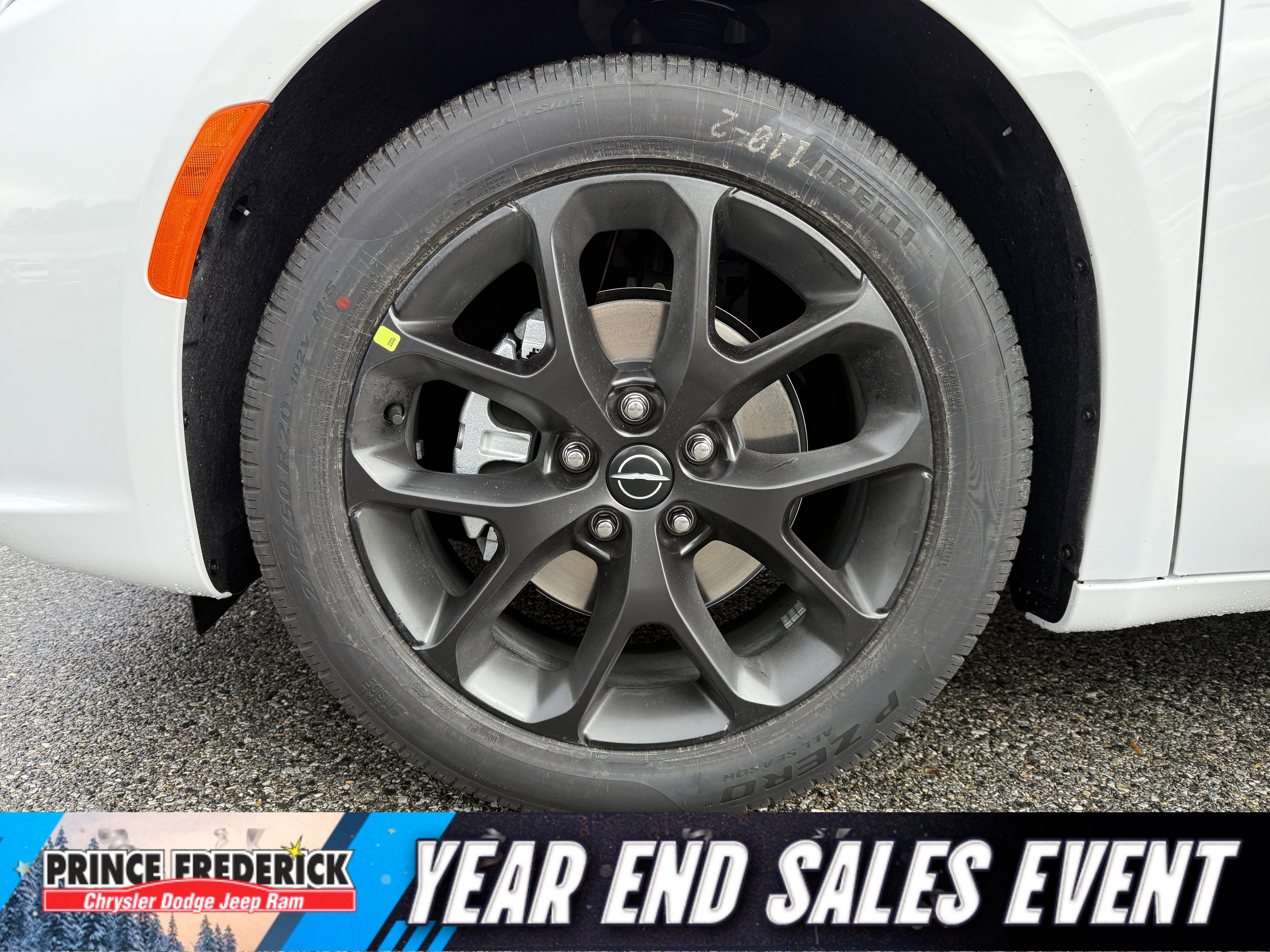 New 2026 Chrysler Pacifica Select image 9