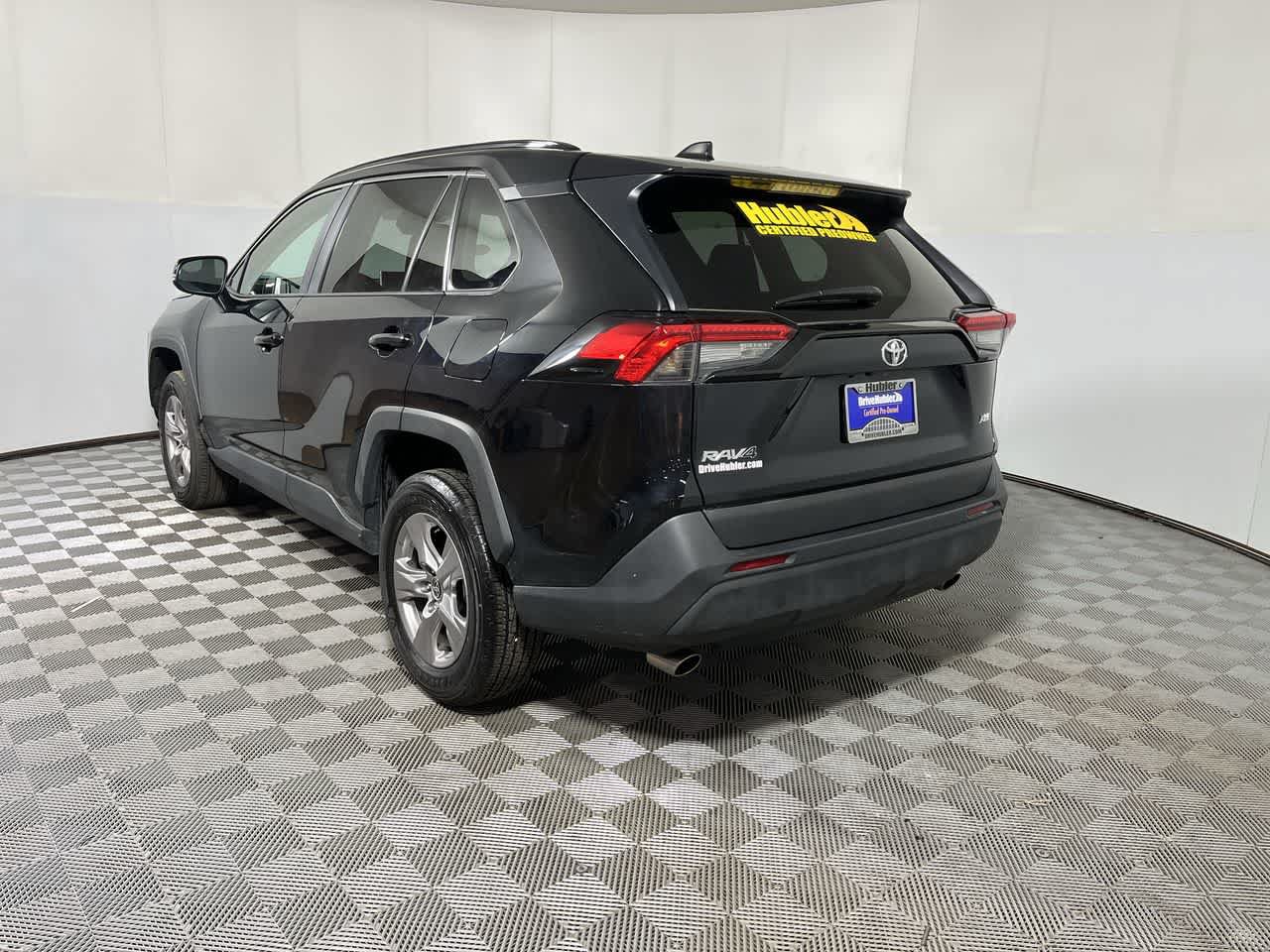 Used 2025 Toyota RAV4 XLE FWD image 6
