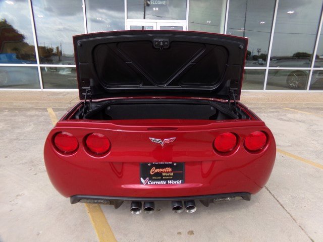 Used 2013 Chevrolet Corvette 427 w/ 1SB Preferred Equipment Group RWD image 12