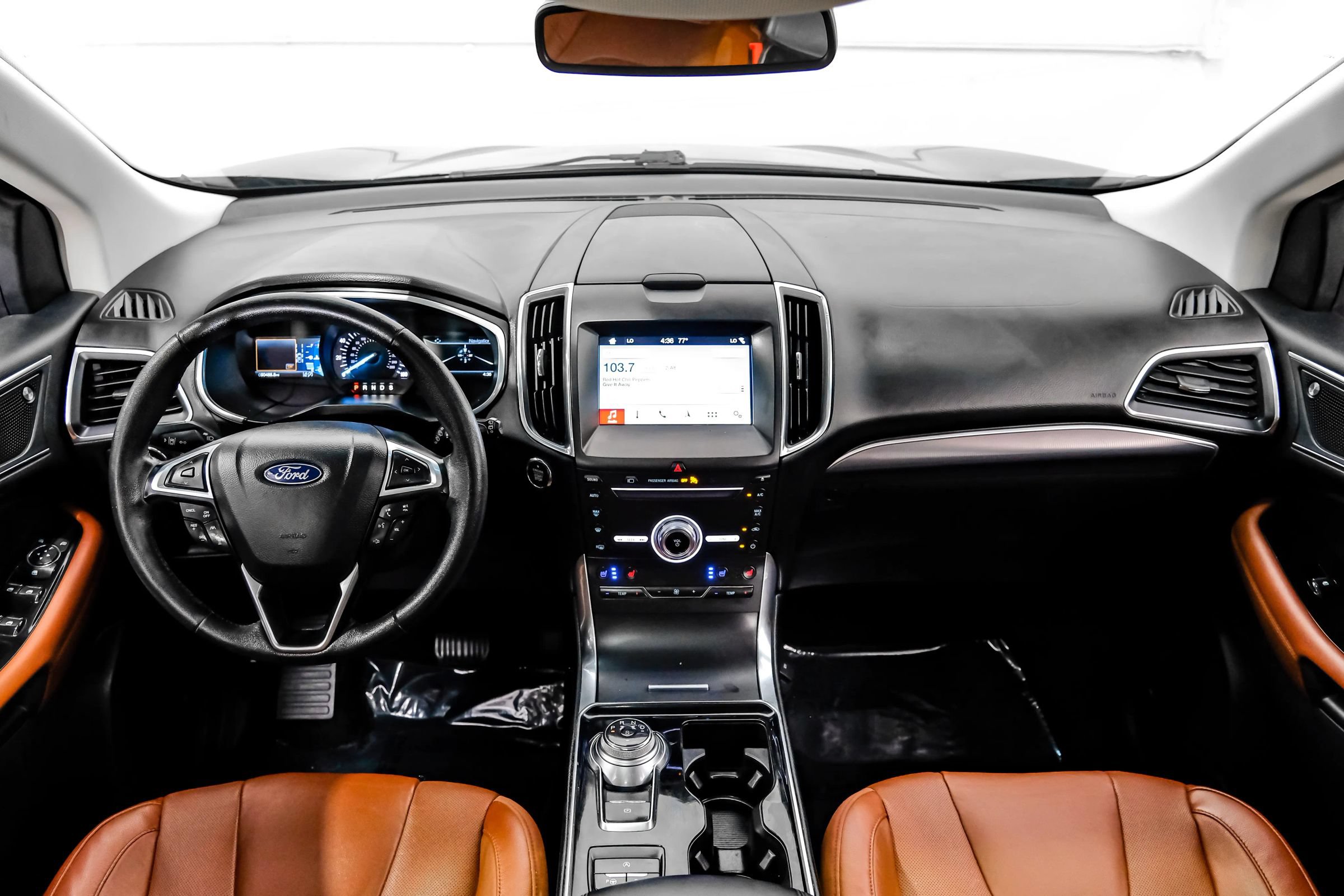 Used 2019 Ford Edge Titanium w/ Equipment Group 301A FWD image 21