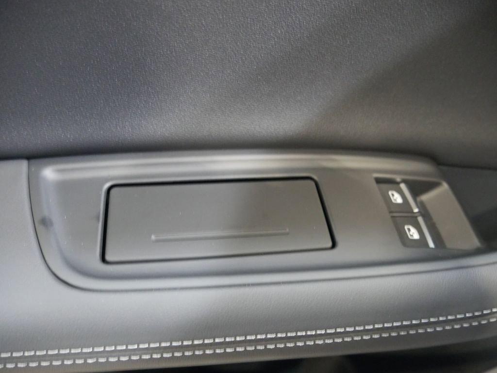 New 2026 Audi Q8 Premium Plus image 24