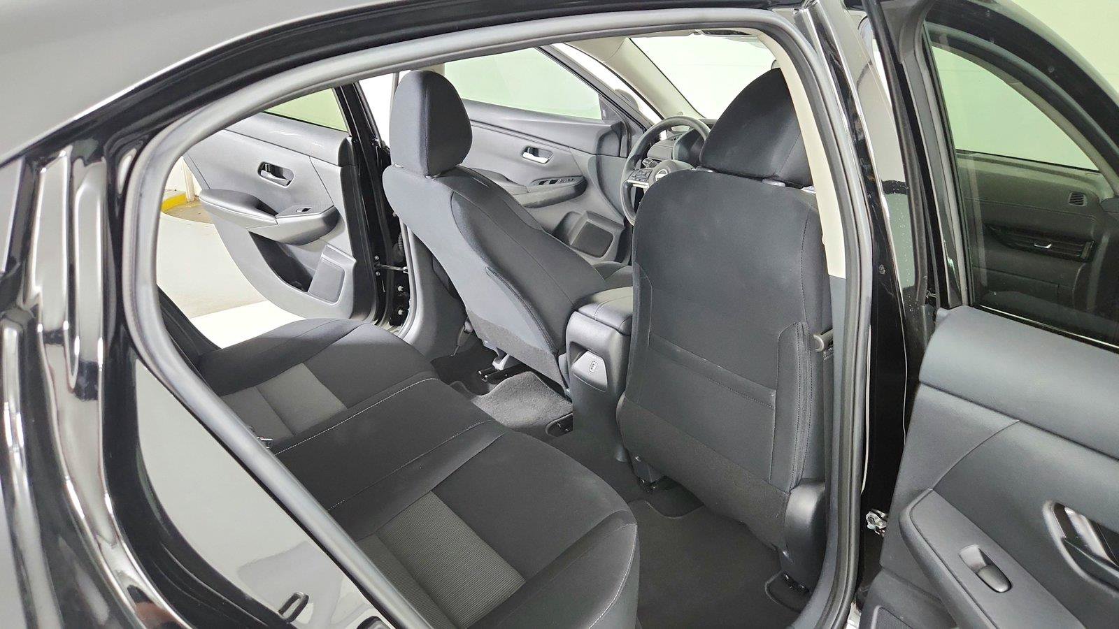 Used 2025 Nissan Sentra SV FWD image 24
