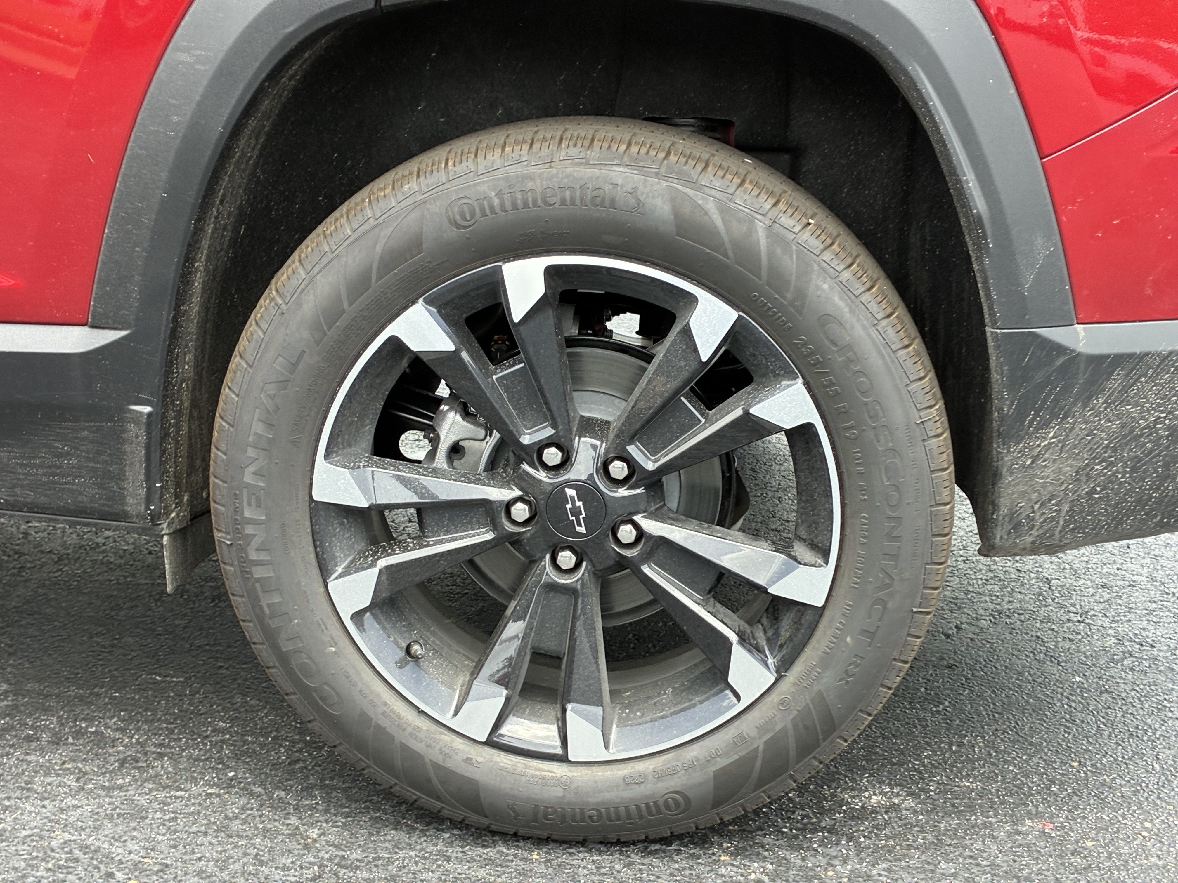 New 2027 Chevrolet Equinox RS w/ Convenience Package III FWD image 10