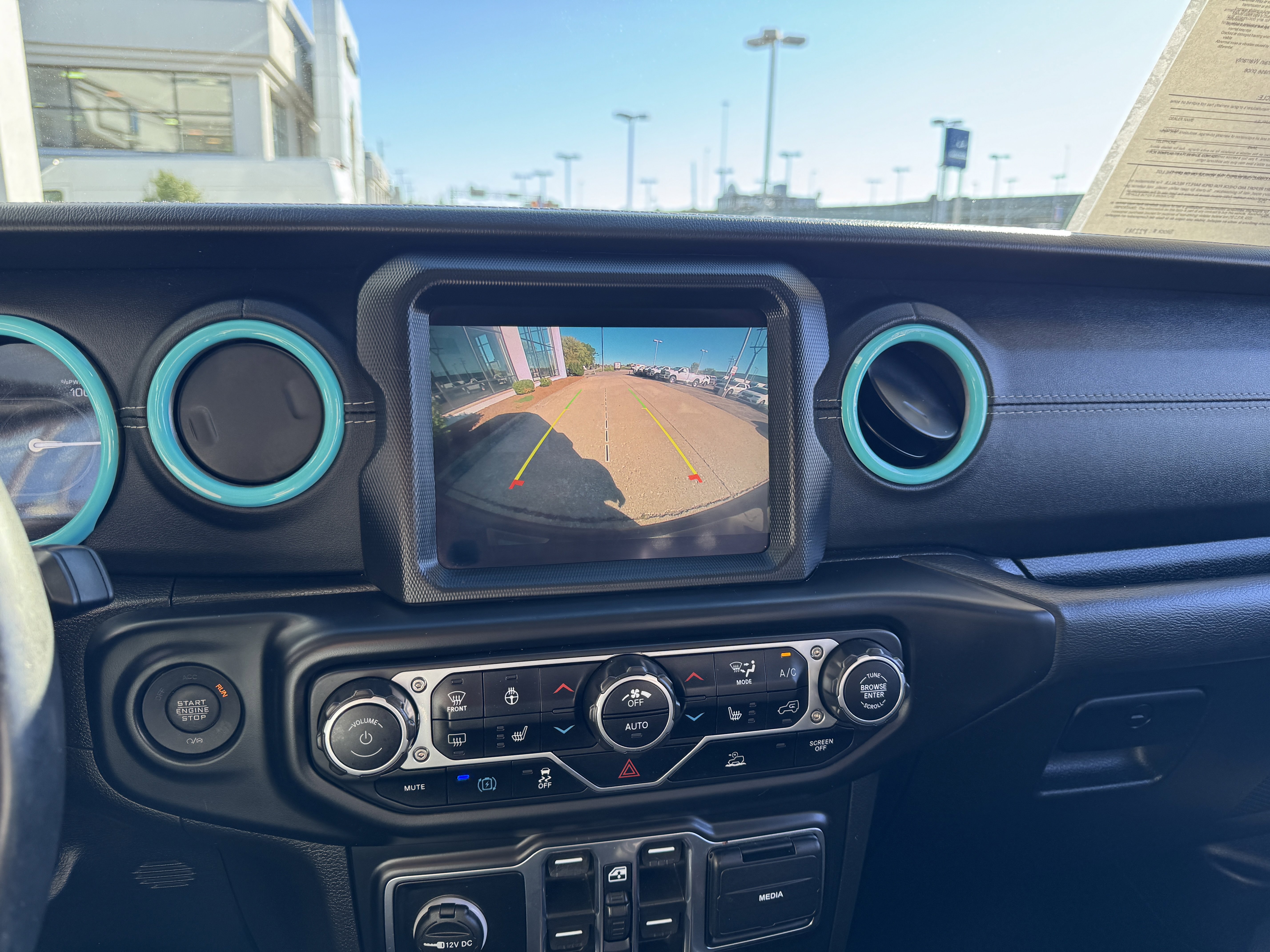 Used 2022 Jeep Wrangler Unlimited Sahara w/ Cold Weather Group image 46