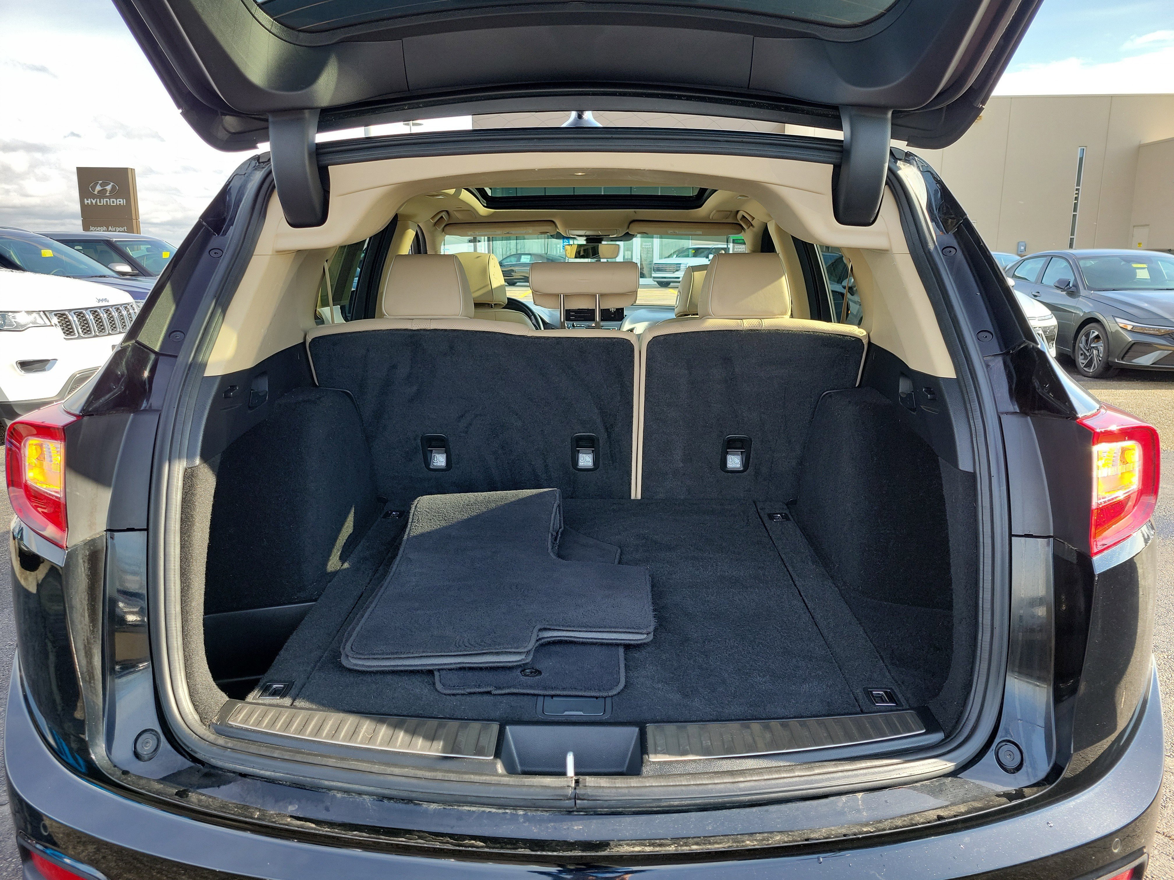 Used 2022 Acura RDX AWD w/ Advance Package image 8