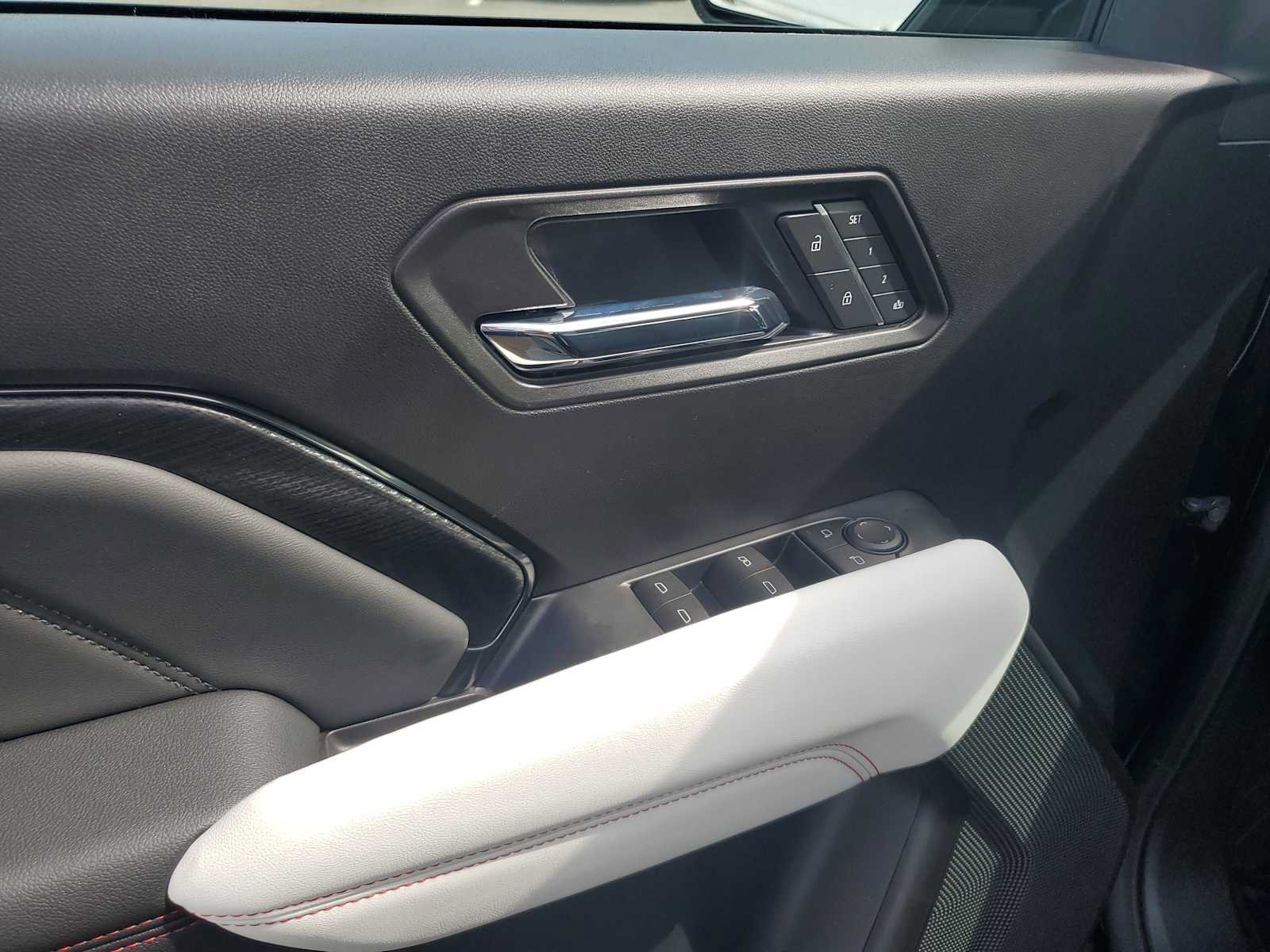 New 2026 GMC Canyon AT4X AWD/4WD image 24