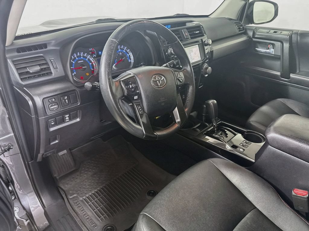 Used 2016 Toyota 4Runner Trail Premium AWD/4WD image 9