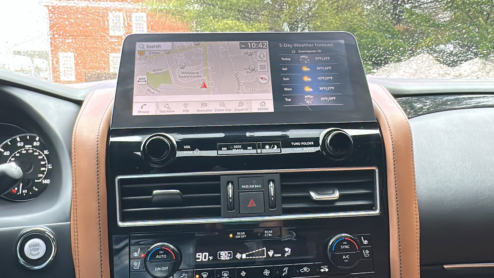 Used 2022 INFINITI QX80 Sensory image 23