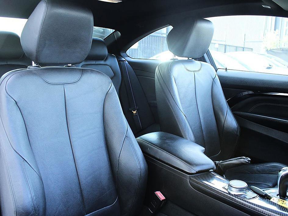 Used 2019 BMW M4 Coupe w/ Competition Package image 22