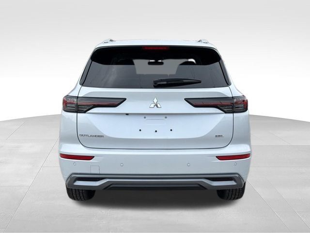New 2026 Mitsubishi Outlander SEL FWD image 4