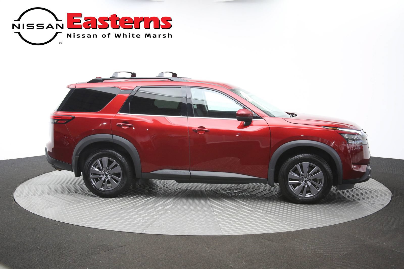 Used 2023 Nissan Pathfinder SV AWD/4WD image 43