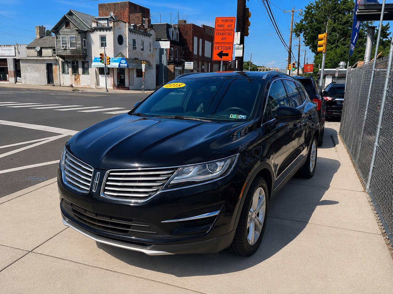 Used 2018 Lincoln MKC Premiere AWD/4WD image 2