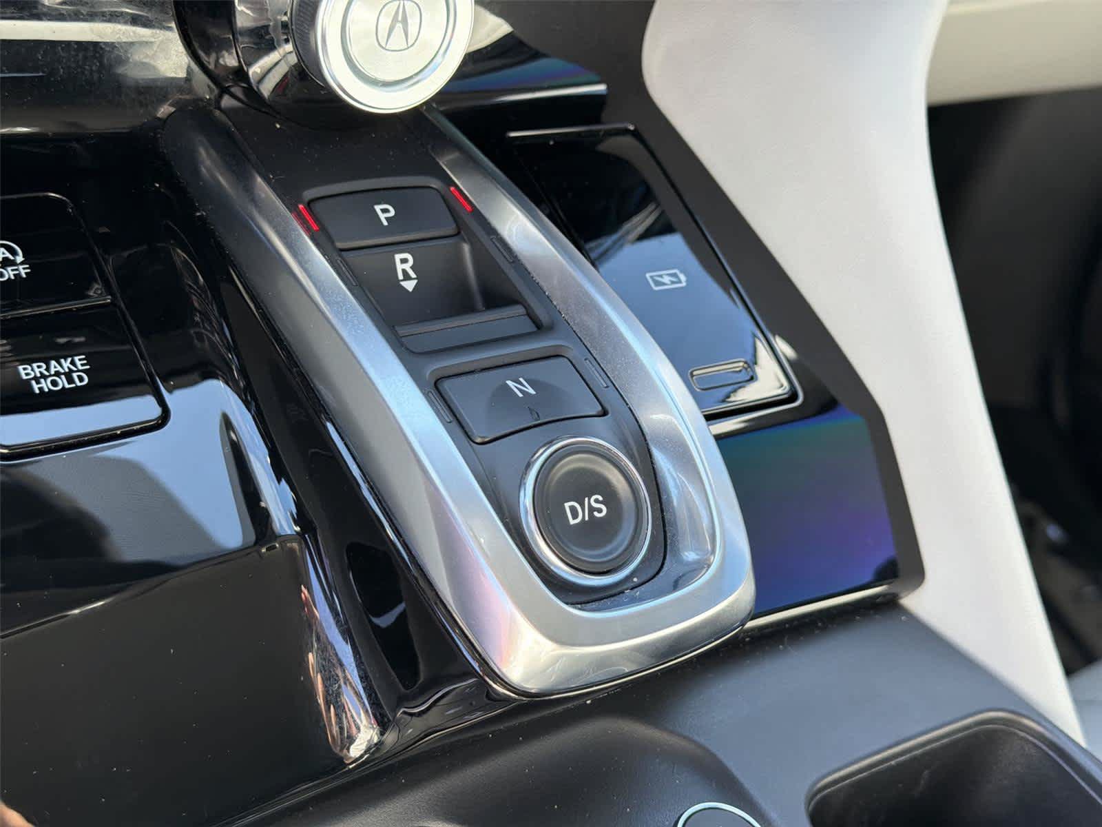 Used 2024 Acura MDX w/ Technology Package AWD/4WD image 19