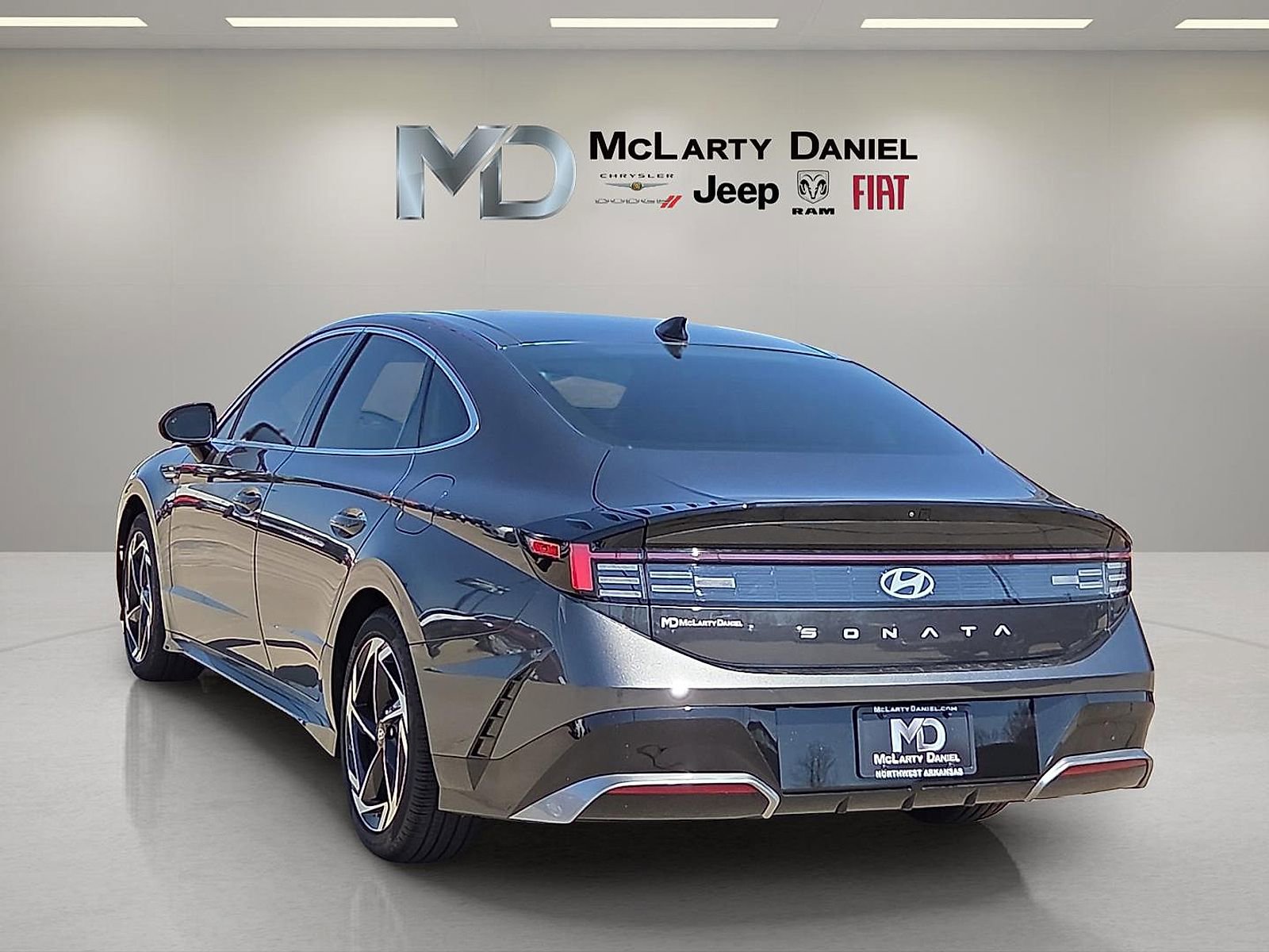 Used 2024 Hyundai Sonata SEL w/ Convenience Package FWD image 4