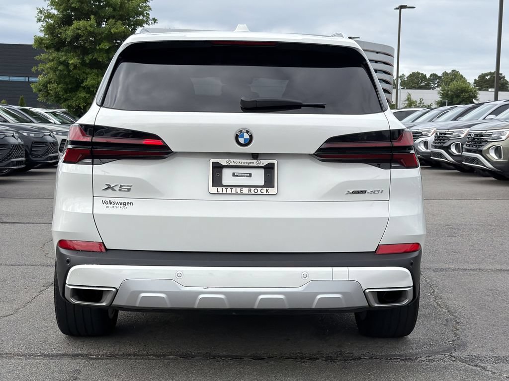 Used 2024 BMW X5 xDrive40i w/ Premium Package AWD/4WD image 4