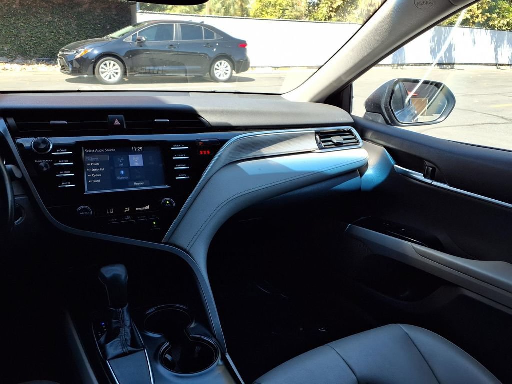 Certified 2018 Toyota Camry SE w/ Convenience Package FWD image 31