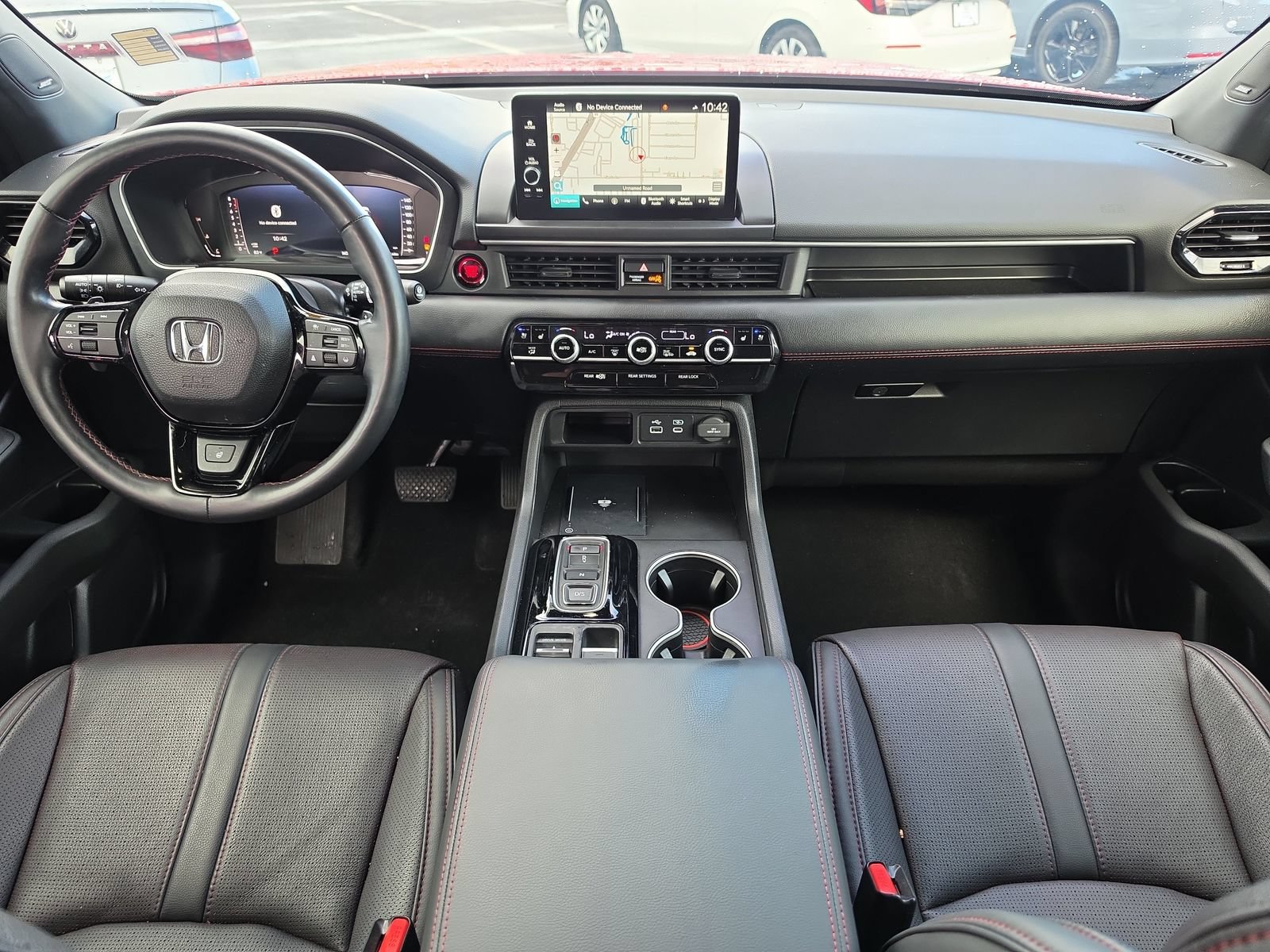 Certified 2025 Honda Pilot Black Edition image 9