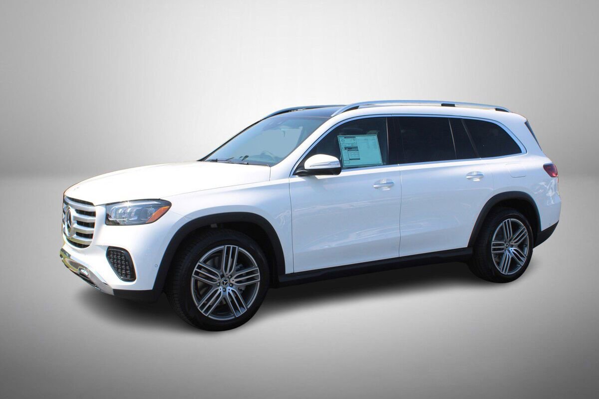 New 2025 Mercedes-Benz GLS 450 4MATIC