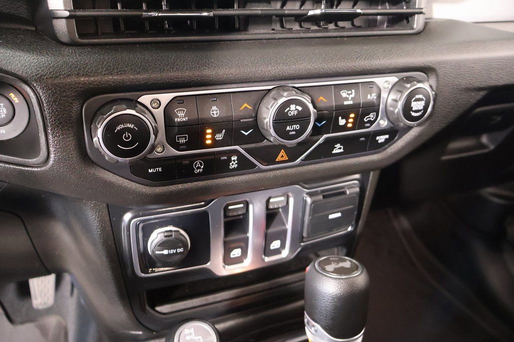 Used 2024 Jeep Wrangler Sport S image 7