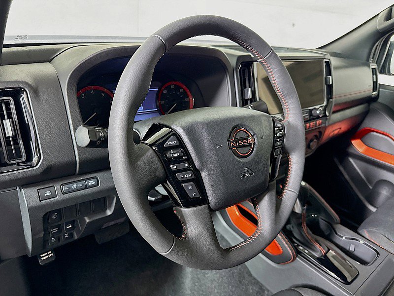 New 2025 Nissan Frontier PRO-4X image 9