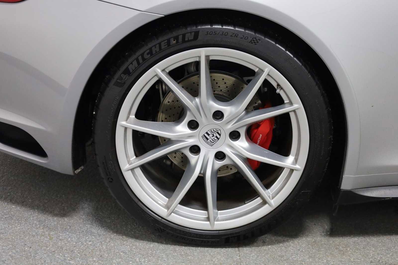 Certified 2018 Porsche 911 Carrera 4S image 35